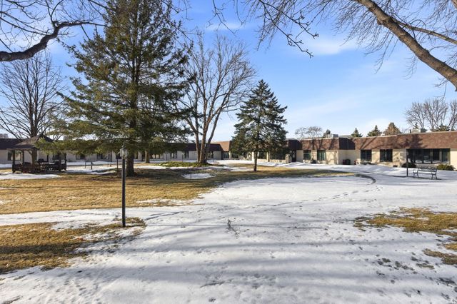 250 Freemont Avenue SE 120, Hutchinson, MN 55350