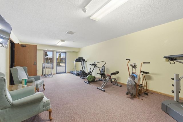 250 Freemont Avenue SE 120, Hutchinson, MN 55350