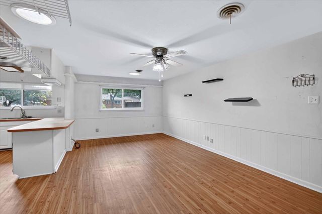 628 W Redbud Drive, Hurst, TX 76053