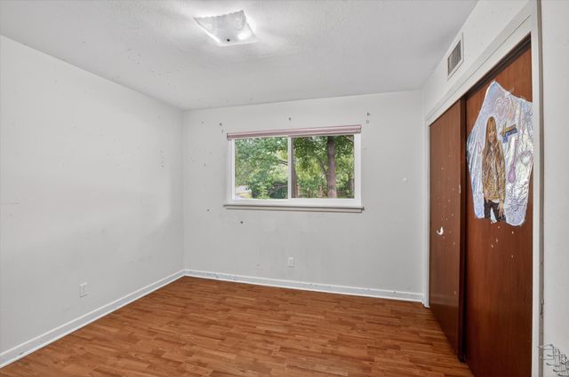 628 W Redbud Drive, Hurst, TX 76053