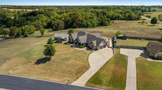125 Doering Circle, Pea Ridge, AR 72751