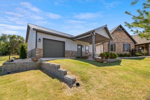 125 Doering Circle, Pea Ridge, AR 72751