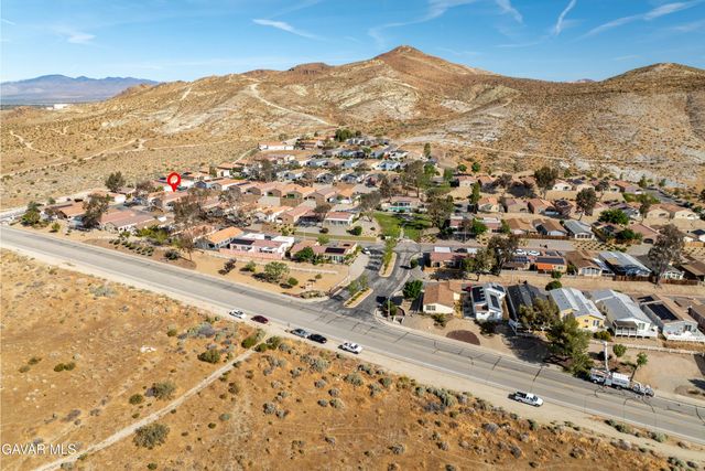 2432 W Valley, Rosamond, CA 93560