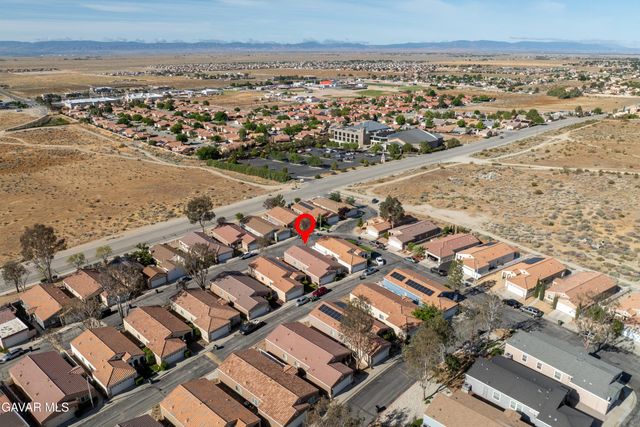 2432 W Valley, Rosamond, CA 93560