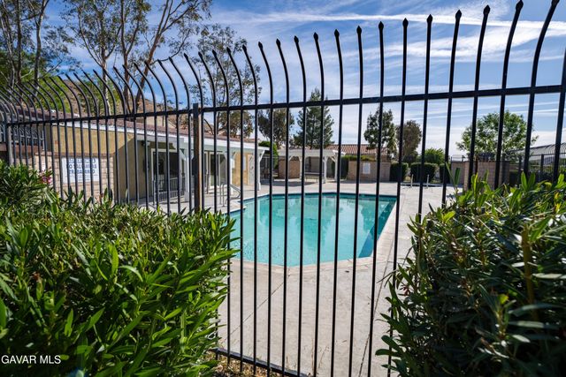 2432 W Valley, Rosamond, CA 93560