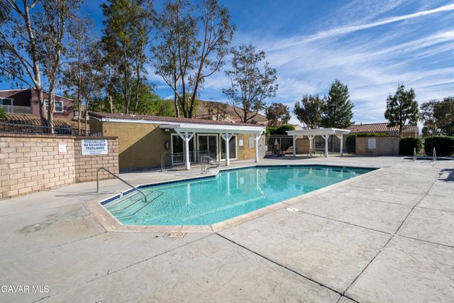 2432 W Valley, Rosamond, CA 93560