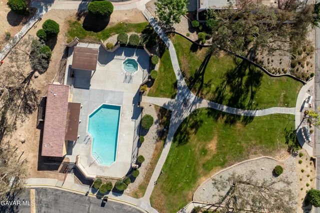 2432 W Valley, Rosamond, CA 93560
