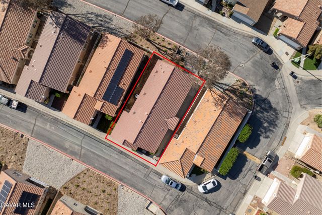 2432 W Valley, Rosamond, CA 93560