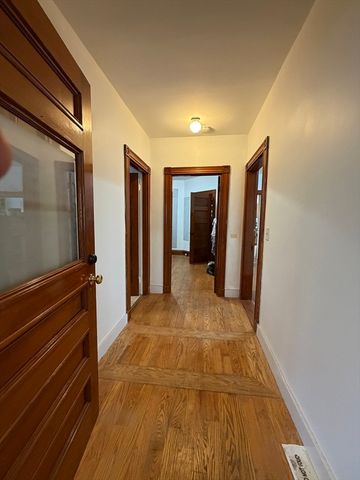 35 Fiske St 1, Waltham, MA 02451