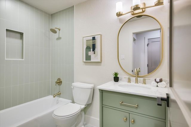4711 Spicewood Springs RD 172, Austin, TX 78759