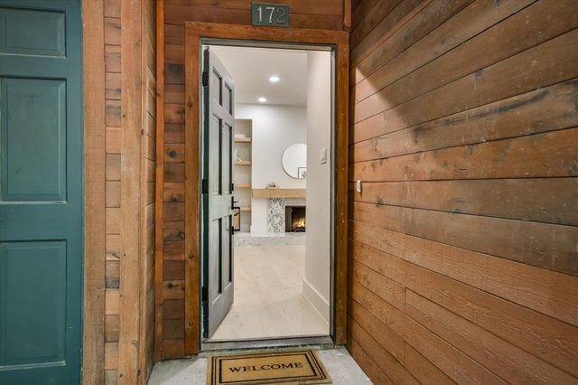 4711 Spicewood Springs RD 172, Austin, TX 78759