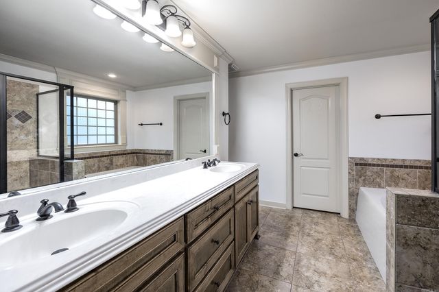 310 Corondelet Lane, Maumelle, AR 72113