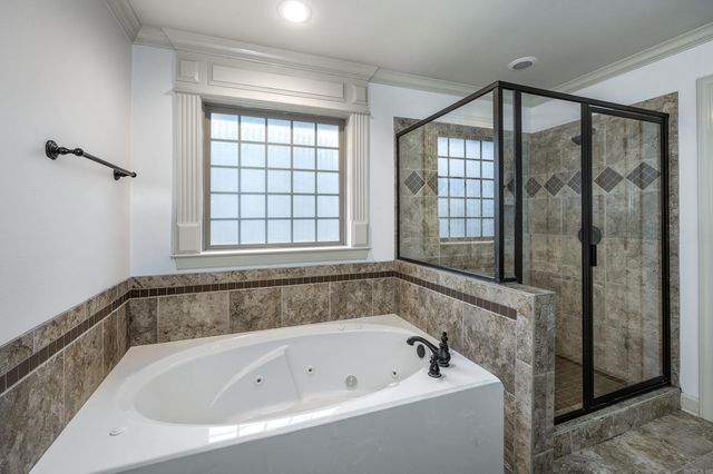 310 Corondelet Lane, Maumelle, AR 72113