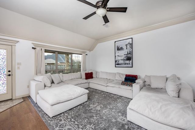 310 Corondelet Lane, Maumelle, AR 72113