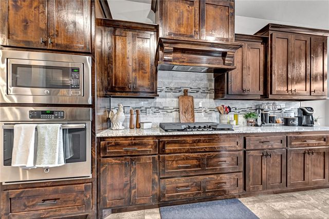 1900 Linda Lane, Rogers, AR 72758