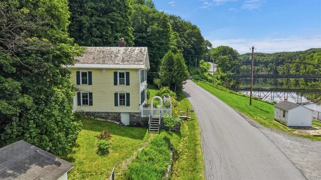 362 River Road, Fairfax, VT 05454