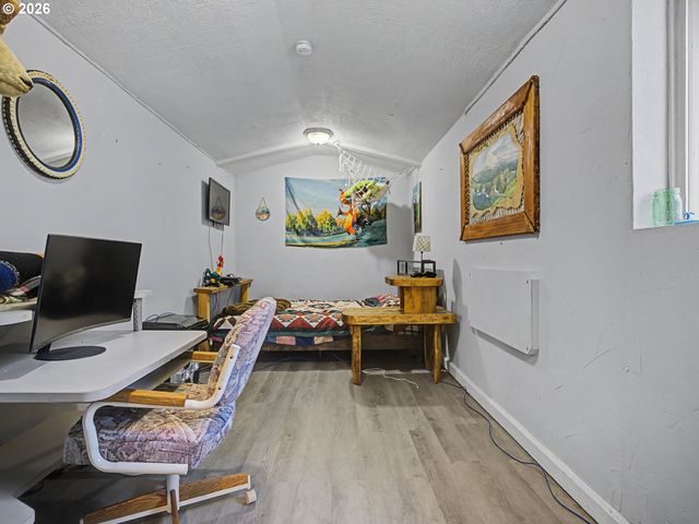 42970 Se MUSIC CAMP Rd, Sandy, OR 97055