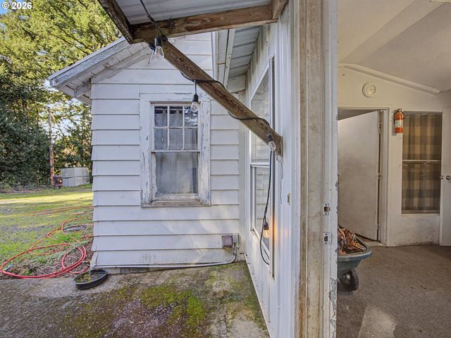 42970 Se MUSIC CAMP Rd, Sandy, OR 97055