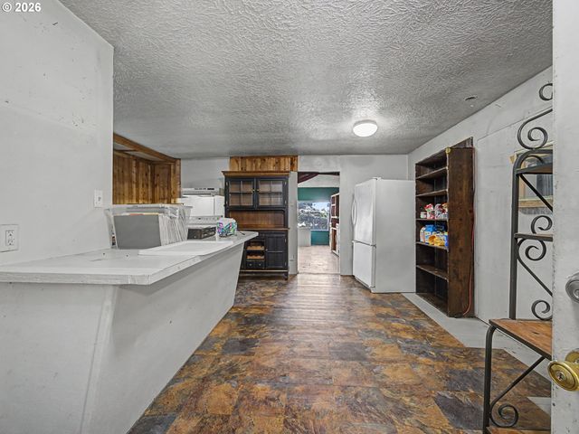 42970 Se MUSIC CAMP Rd, Sandy, OR 97055