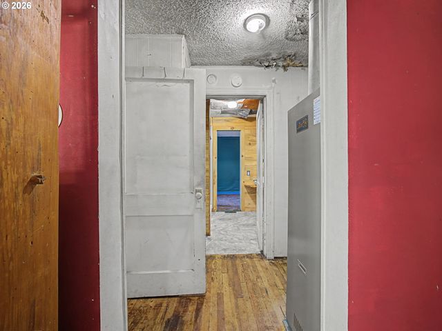 42970 Se MUSIC CAMP Rd, Sandy, OR 97055