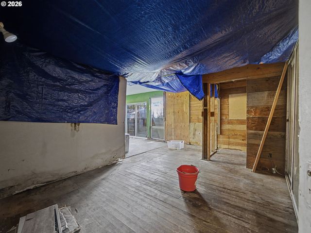 42970 Se MUSIC CAMP Rd, Sandy, OR 97055