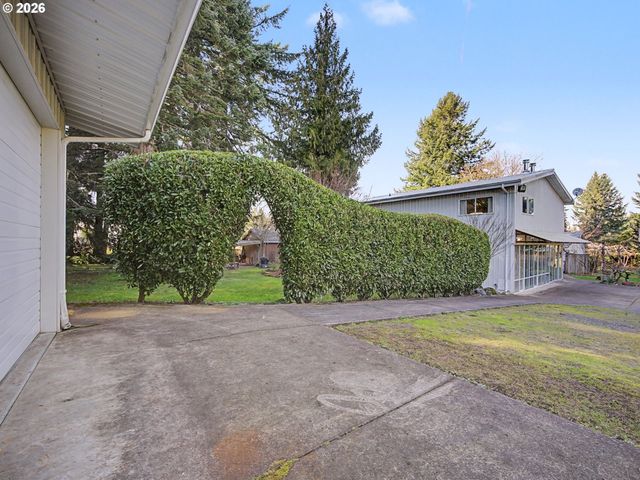 42970 Se MUSIC CAMP Rd, Sandy, OR 97055