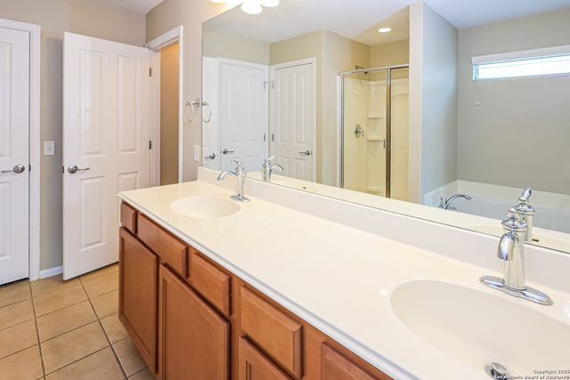 3823 Browning Bluff, San Antonio, TX 78245