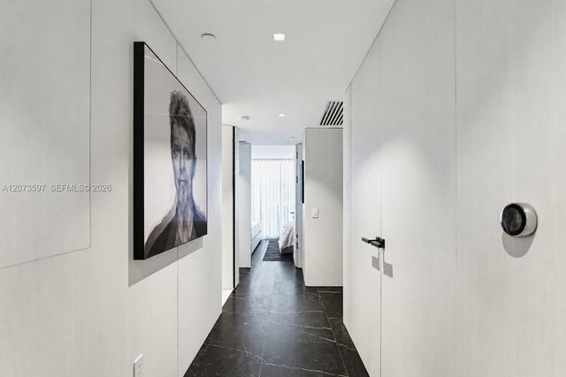 5875 Collins Avenue 902, Miami Beach, FL 33140