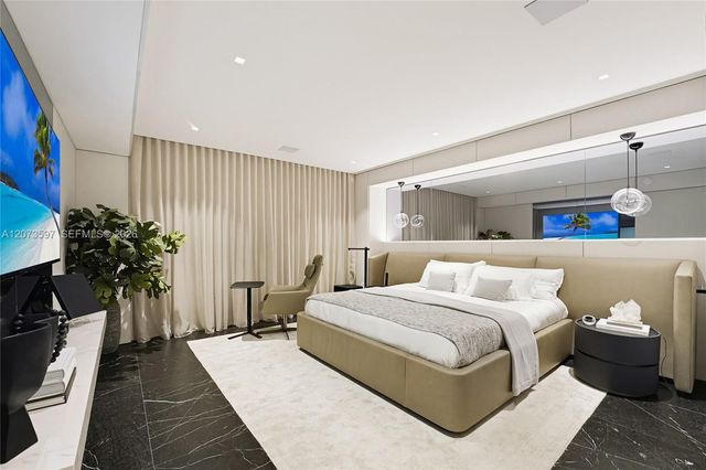 5875 Collins Avenue 902, Miami Beach, FL 33140