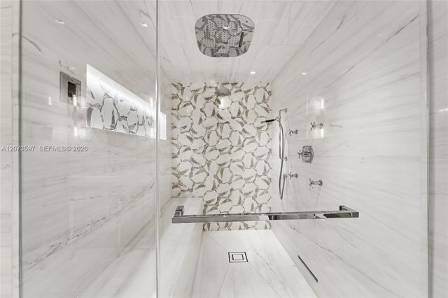 5875 Collins Avenue 902, Miami Beach, FL 33140
