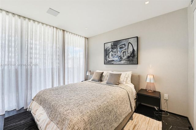 5875 Collins Avenue 902, Miami Beach, FL 33140
