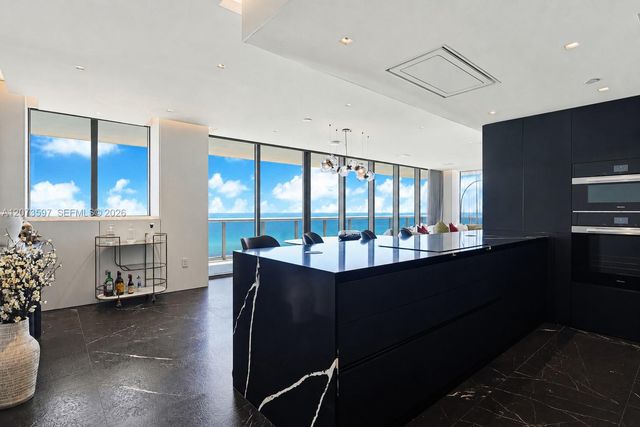 5875 Collins Avenue 902, Miami Beach, FL 33140