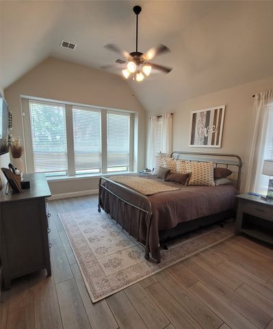 125 Providence Drive, Van Alstyne, TX 75495