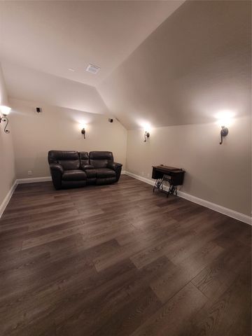 125 Providence Drive, Van Alstyne, TX 75495