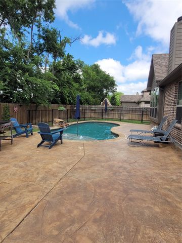 125 Providence Drive, Van Alstyne, TX 75495