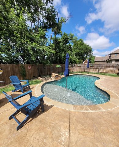 125 Providence Drive, Van Alstyne, TX 75495