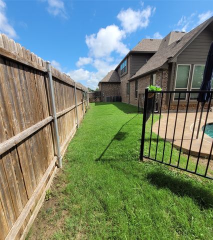 125 Providence Drive, Van Alstyne, TX 75495