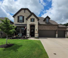 125 Providence Drive, Van Alstyne, TX 75495