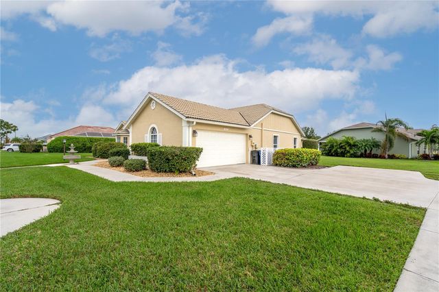 5828 SANDY POINTE DRIVE, Sarasota, FL 34233