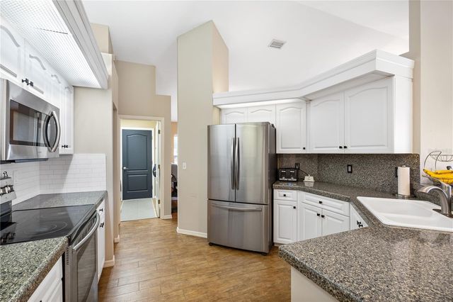 5828 SANDY POINTE DRIVE, Sarasota, FL 34233