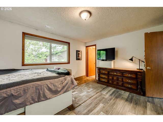 716 Ne 151ST Ave, Vancouver, WA 98684