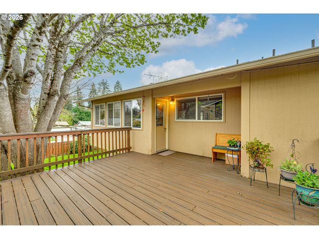 716 Ne 151ST Ave, Vancouver, WA 98684