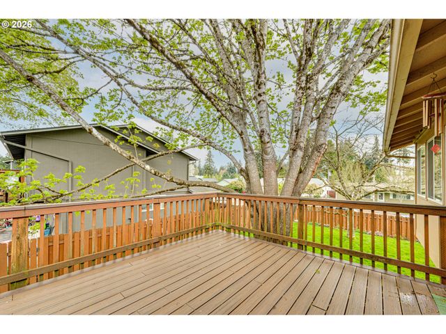 716 Ne 151ST Ave, Vancouver, WA 98684