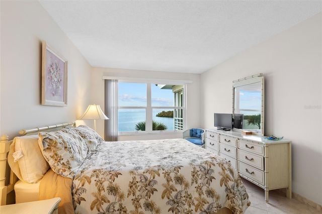 4310 FALMOUTH DRIVE 304, Longboat Key, FL 34228
