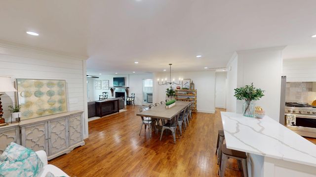 1205 Red Bud Drive, Grove, OK 74344
