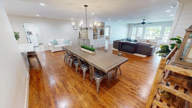 1205 Red Bud Drive, Grove, OK 74344