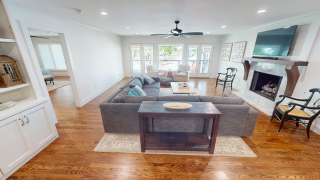 1205 Red Bud Drive, Grove, OK 74344