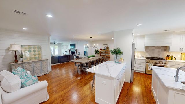 1205 Red Bud Drive, Grove, OK 74344