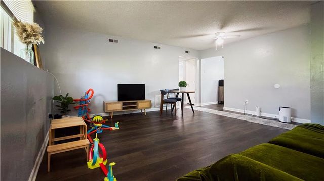 704 NE Ball Drive, Lee's Summit, MO 64086