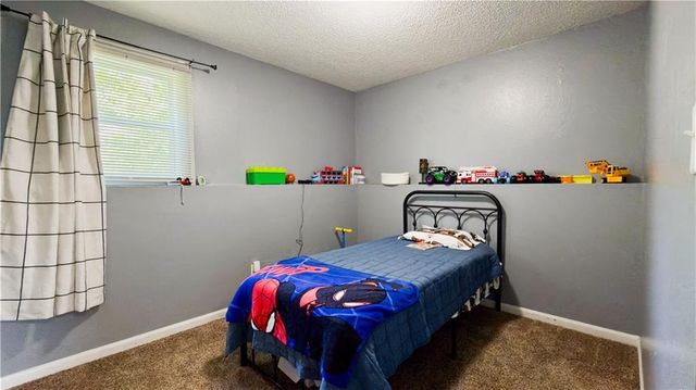 704 NE Ball Drive, Lee's Summit, MO 64086